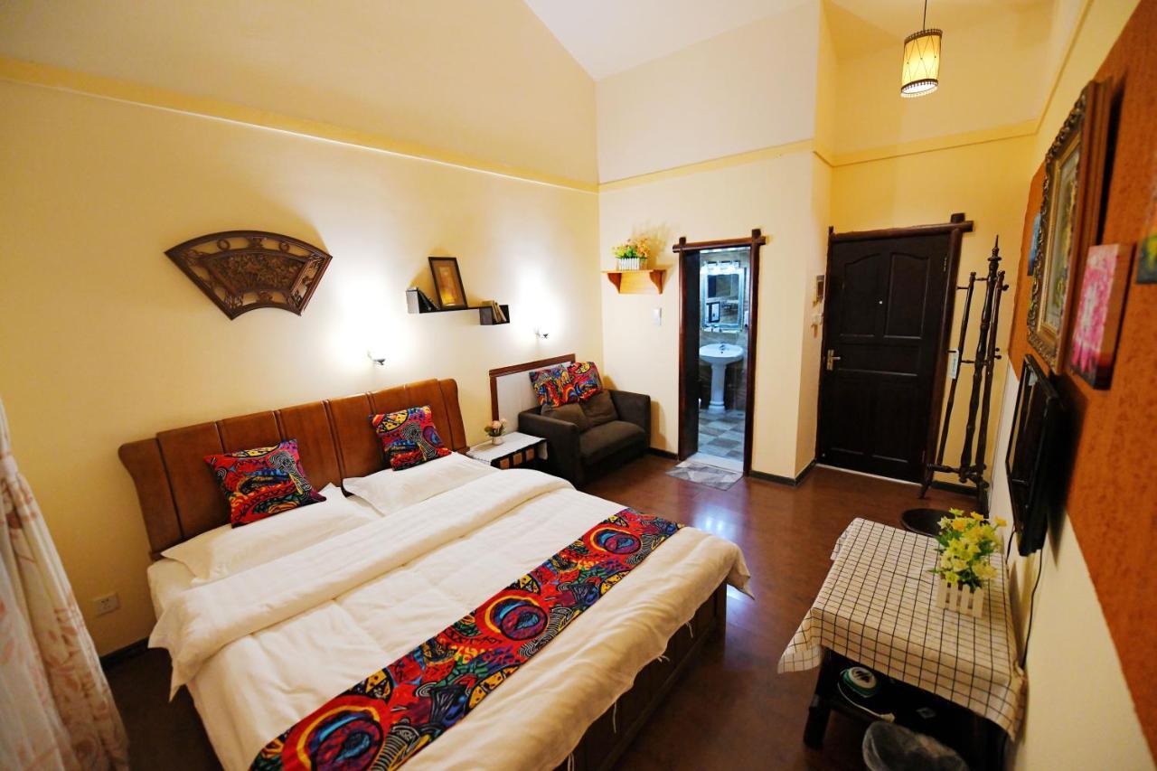Maple Leaf Inn Lijiang  Bagian luar foto