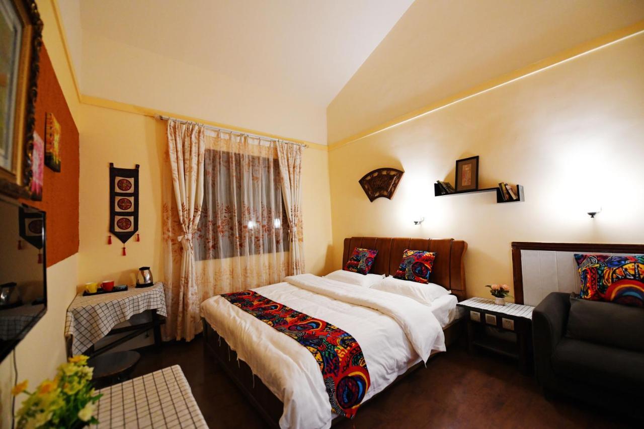 Maple Leaf Inn Lijiang  Bagian luar foto