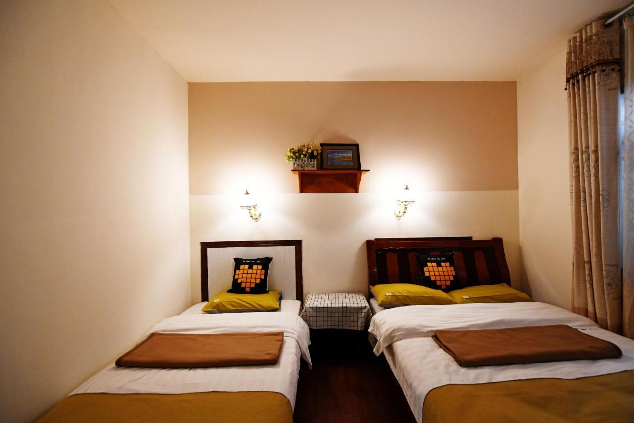 Maple Leaf Inn Lijiang  Bagian luar foto