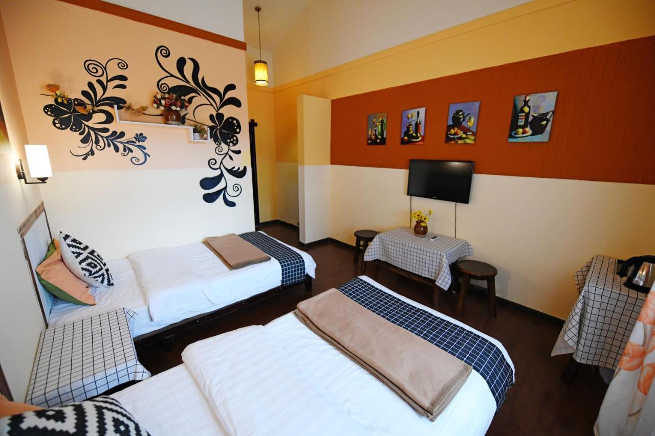 Maple Leaf Inn Lijiang  Bagian luar foto