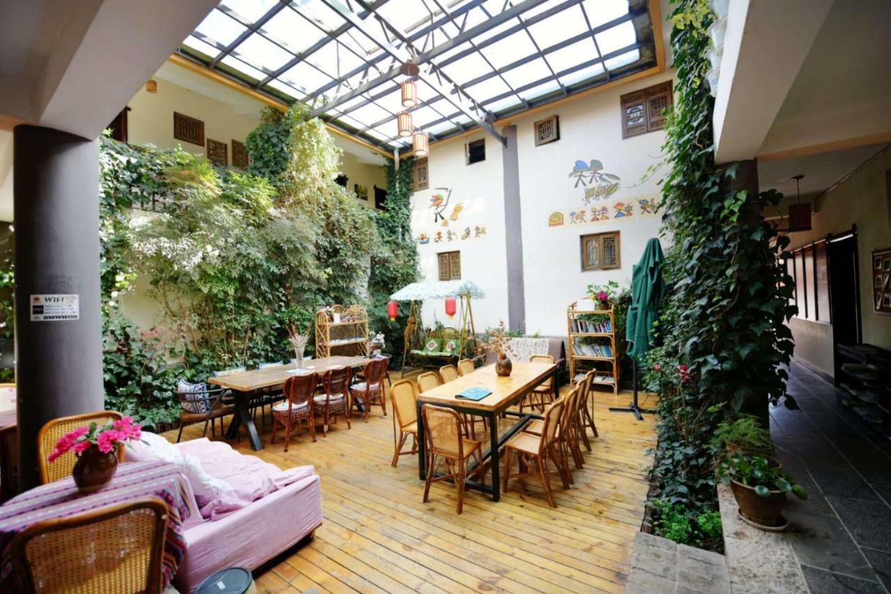 Maple Leaf Inn Lijiang  Bagian luar foto